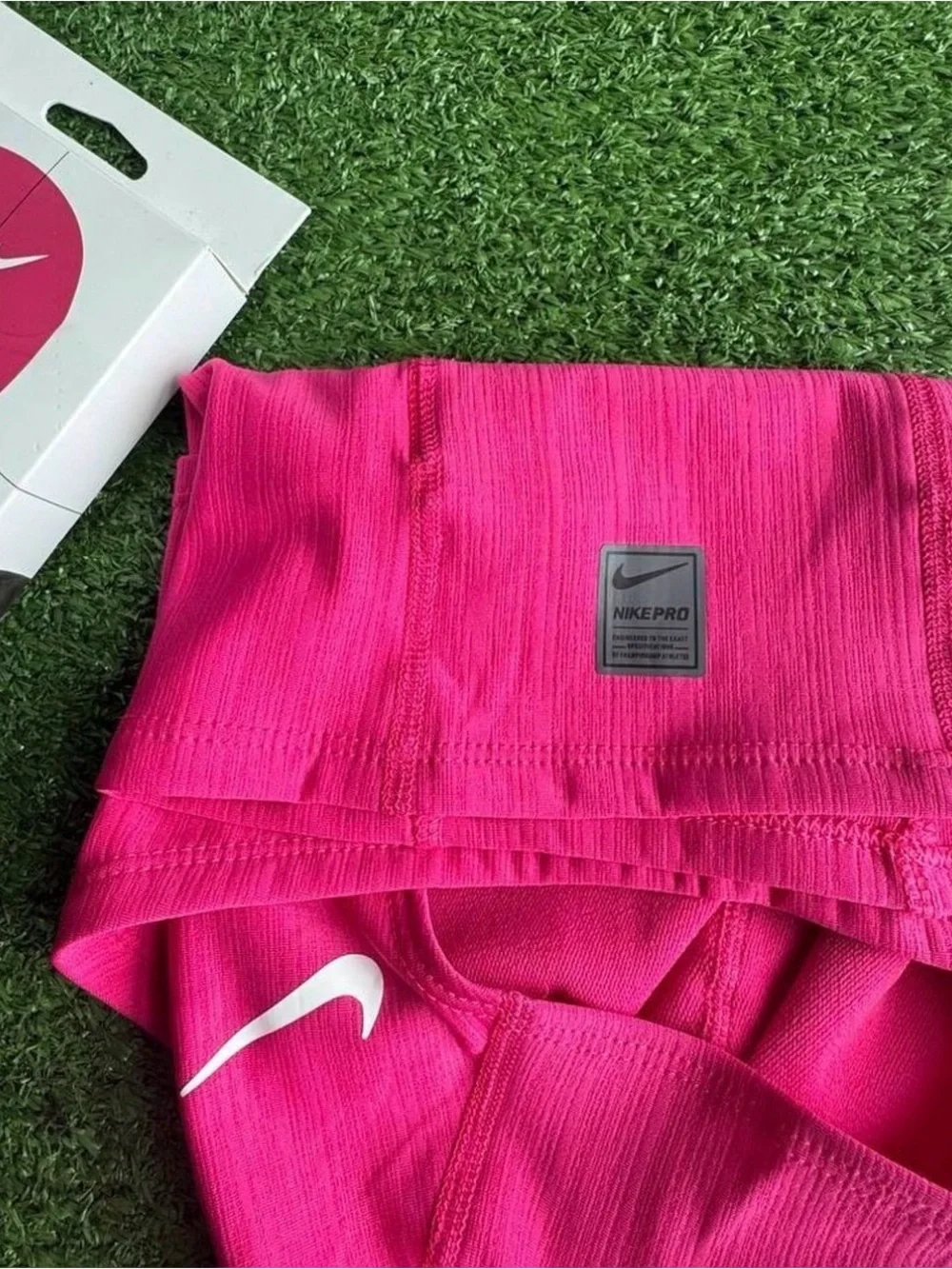 Nike Pro Therma-FIT Hood - Hot Pink